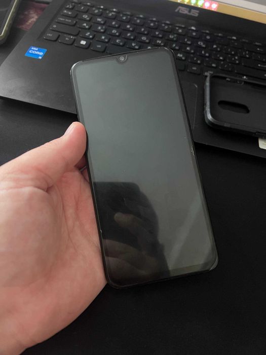 Смартфон OnePlus 6t