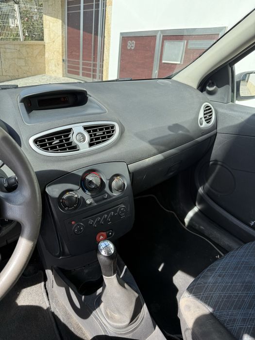 Renault clio 3 comercial