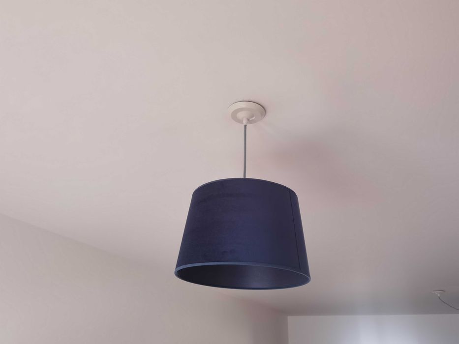 Abajur azul para candeeiros