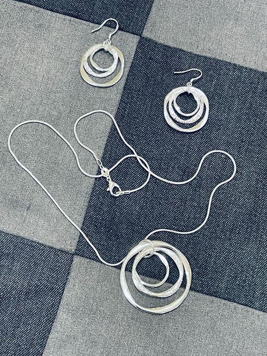 Набір срібних прикрас