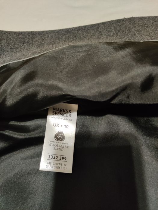 Жіноче демісезонне  пальто