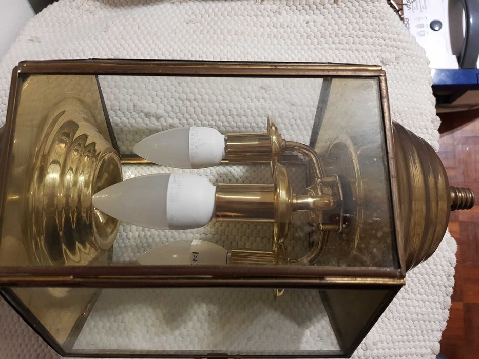 Candeeiro de tecto em Latão