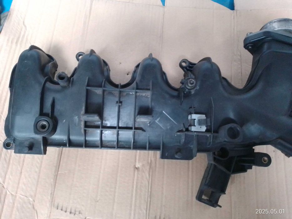 COLECTOR / COLETOR DE ADMISSÃO PEUGEOT CITROEN FORD 1.6HDI 1.6TDCI