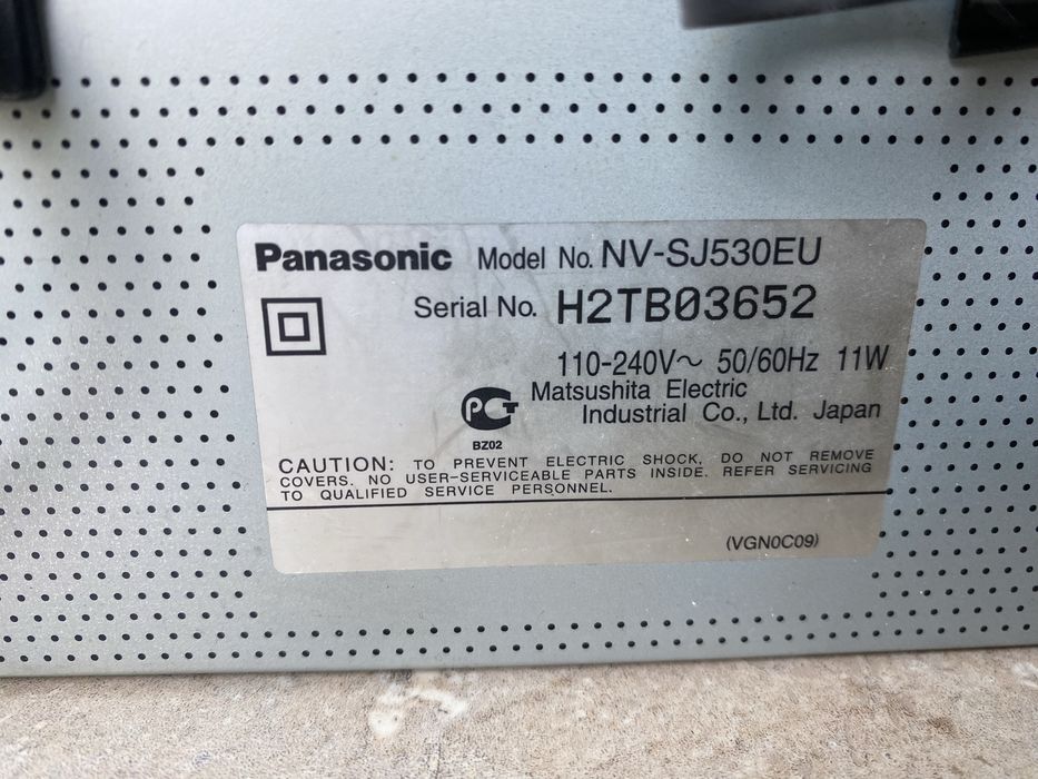 Видеомагнитофон Panasonic NV-SJ530 + VHS-кассеты