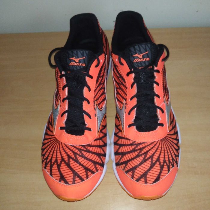 Profesjonalne buty biegowe MIZUNO Vave Hitogami 4 roz.eu-45