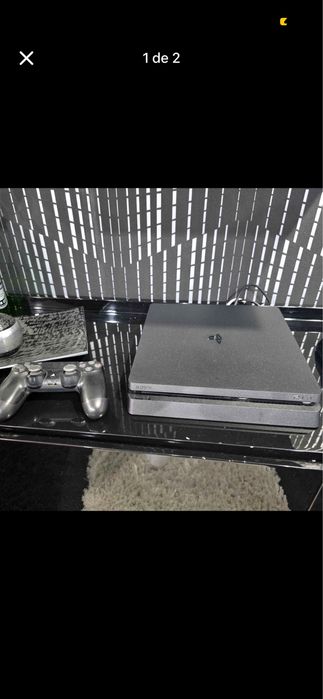 Vendo ps4 praticamente nova 1 tb + snowruner e fifa 20 e volante ps4 tambem praticamente novo