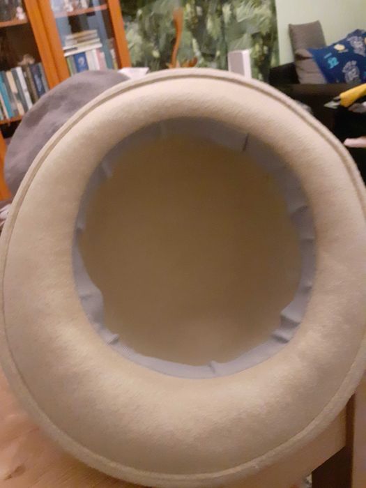 Kapelusz filcowy .Damski