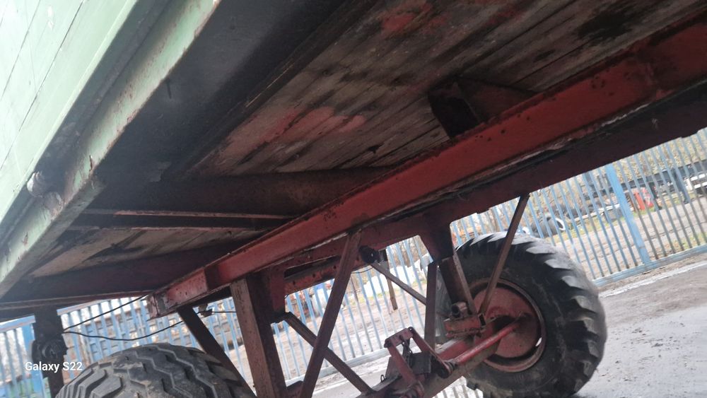 Przyczepa rolnicza sztywna