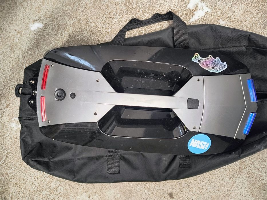 Łódka zanętowa karpiowa