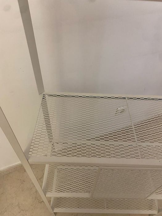 Estante de metal IKEA