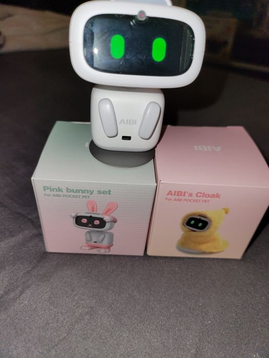 kieszonkowy robot i ubranko