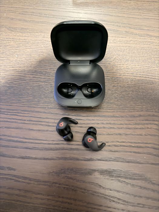 Auscultadores Beats fit pro pretos