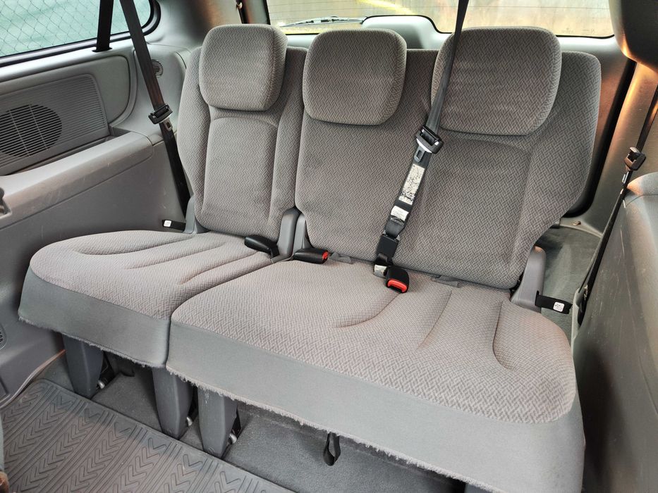 Chrysler Gr Voyager 2.8 CRDI 150KM _ 7-os _ Zadbany