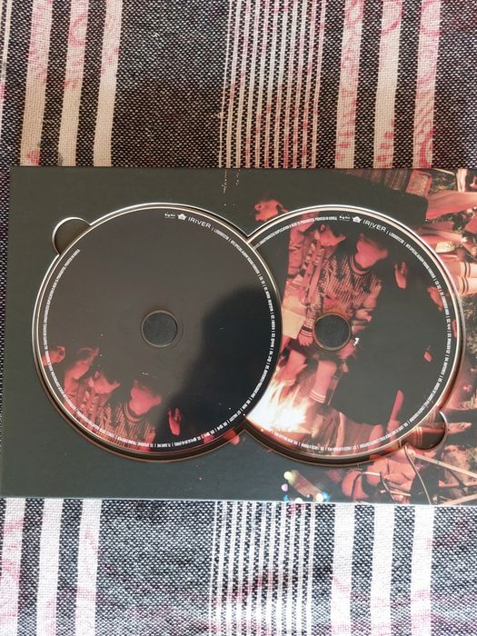 Album BTS Young Forever Night Version