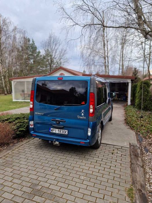 Renault Trafic Generation 115 dci webasto łóżko stolik