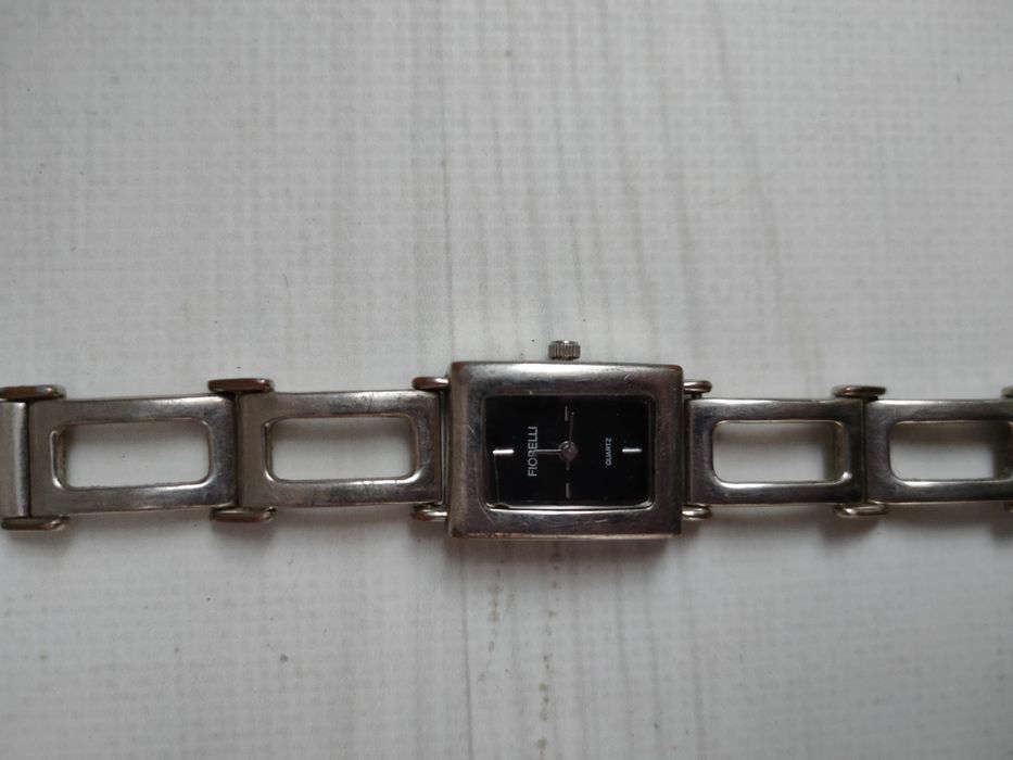 Часы Guy Laroche ,Prema и Fiorelli