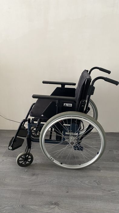 Инвалидная коляска