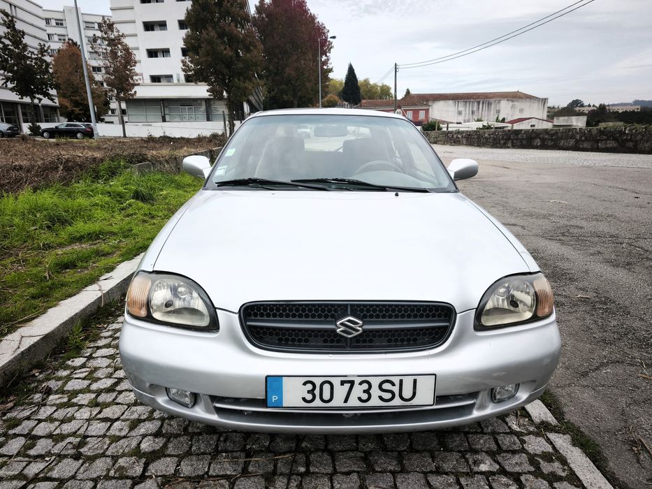 Suzuki Baleno 1.3 GS 130mil kms