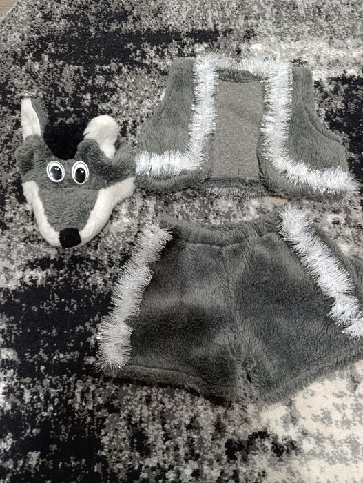 Новогодний костюм волка.