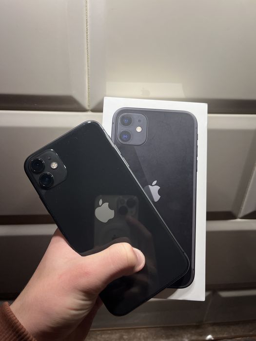 Айфон 11 64 гб.