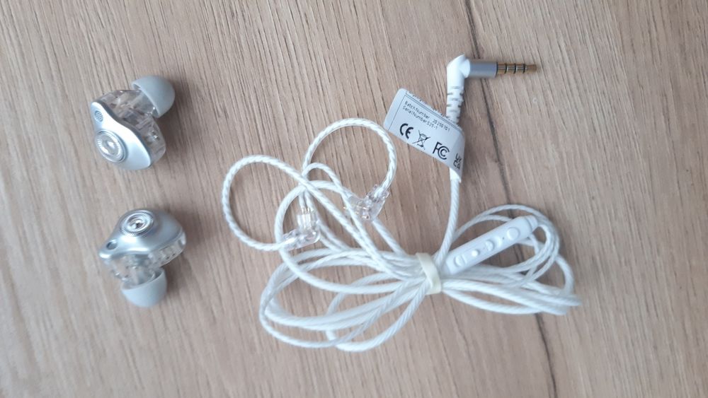 Słuchawki Hi-Fi Pro In-Ear przewodowe mikrofon gamingowe odłączany kabel  Jack