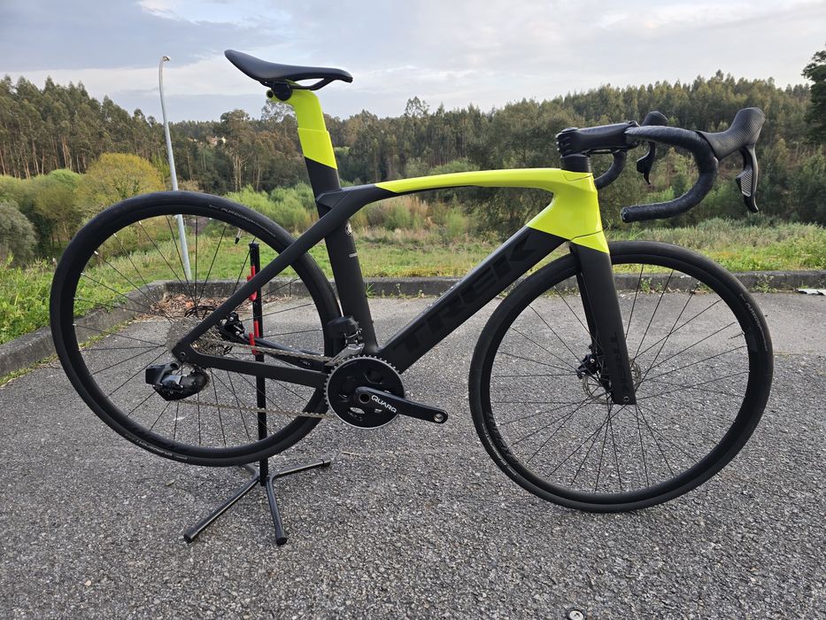 Trek madone sl6 sram rival axs