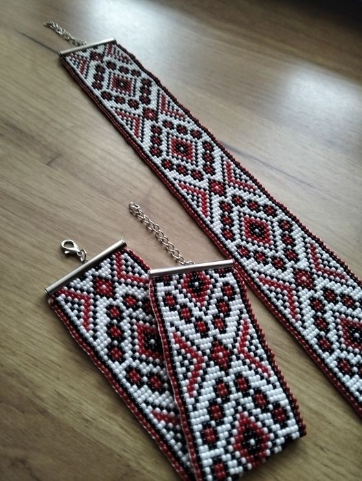 Набір,чокер та браслет з бісеру