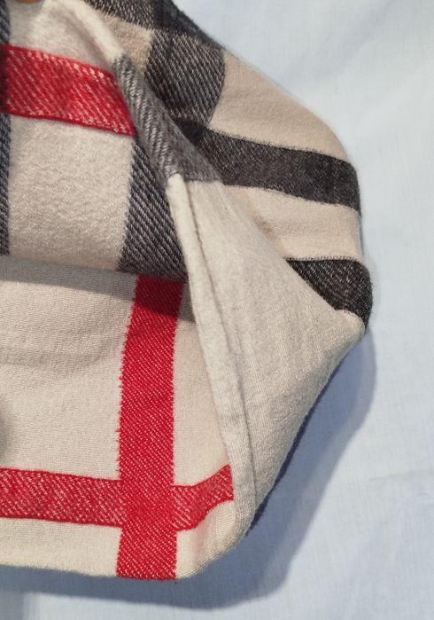 Шарф Burberry Brit, шерсть.