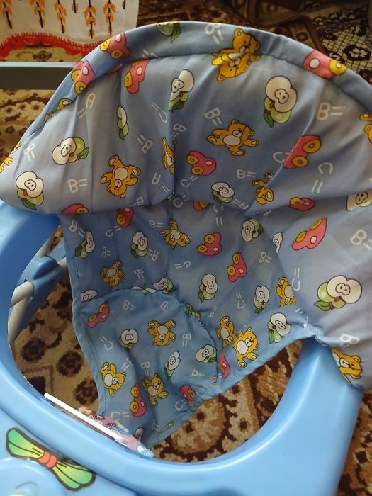 Продам ходунці..