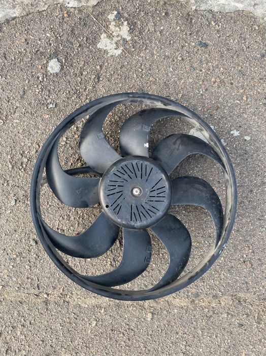 Вентилятор радіатора мотор  volvo xc60 Оригінал