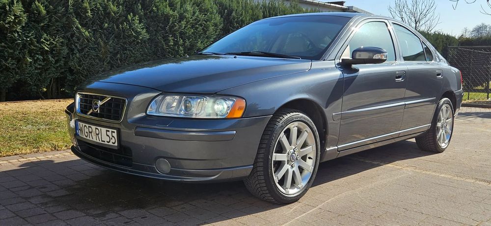Volvo S60 2,5 turbo 210 km benzyna + LPG