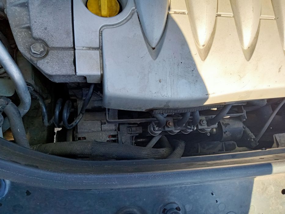 Рено Меган Сценік.