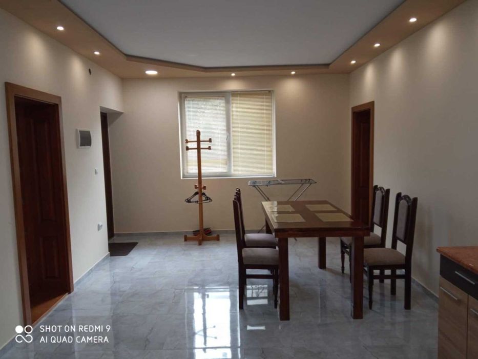 Продам будинок - апартаменти Берегово