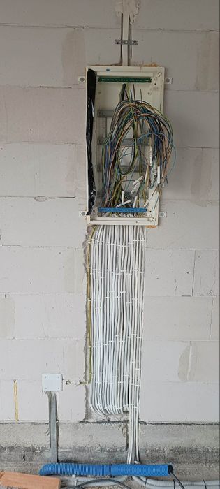 Elektryk - usługi elektryczne