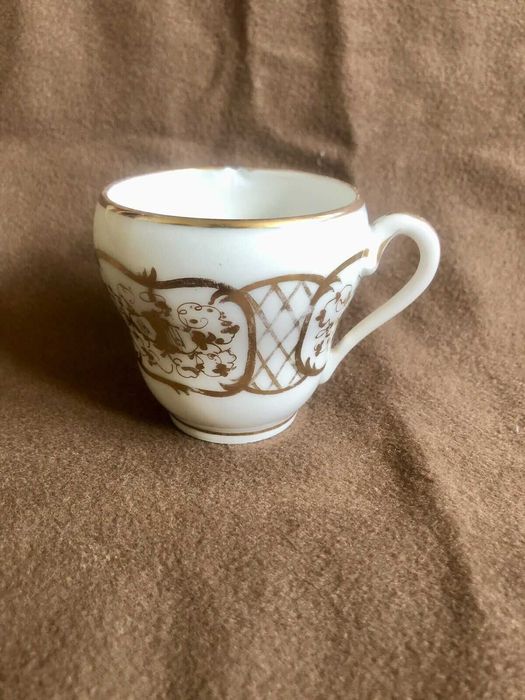 filiżanka złocona antyk cienka porcelana ubita nie sygnowana