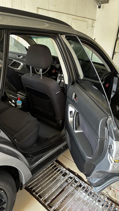 Subaru outback 2,5 автомат 4х4