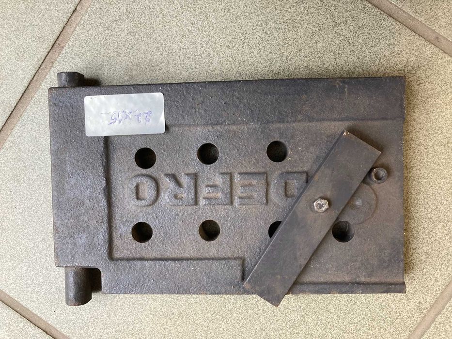 Drzwiczki pełne do pieców/kotłów C.O. 31x13cm firmy DEFRO