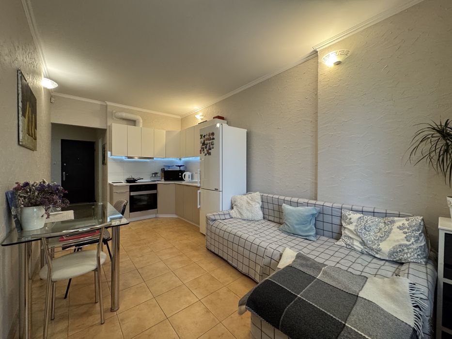 Просторная 1 ком. квартира -48 метров. Кухня-гостиная , ремонт