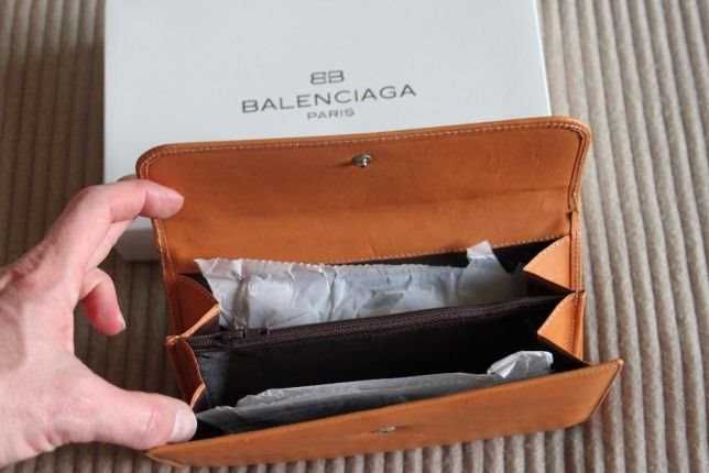 Carteira em Pele Balenciaga