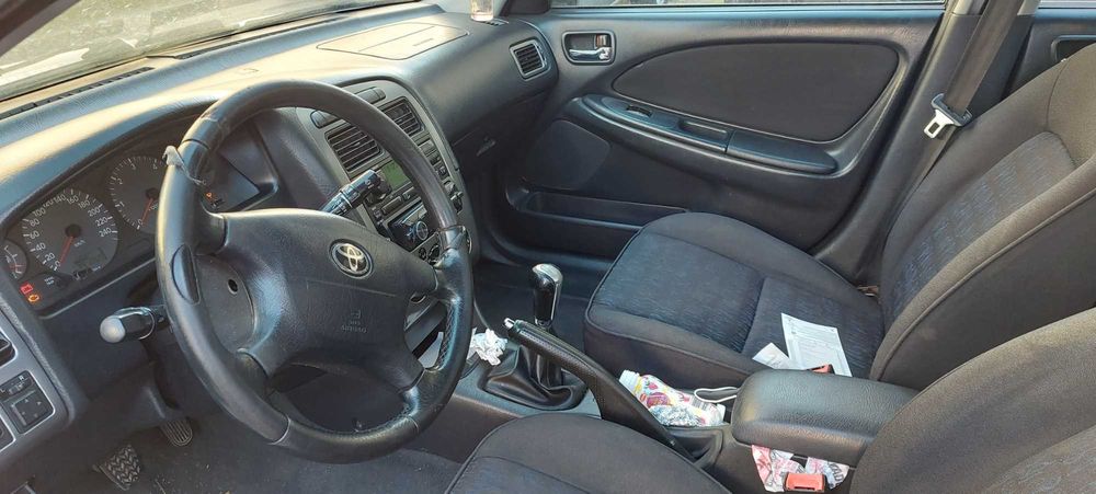 TOYOTA AVENSIS Turbo D-4D de outubro de 2001 — photo 5