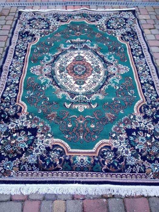 Продам вживаний килим