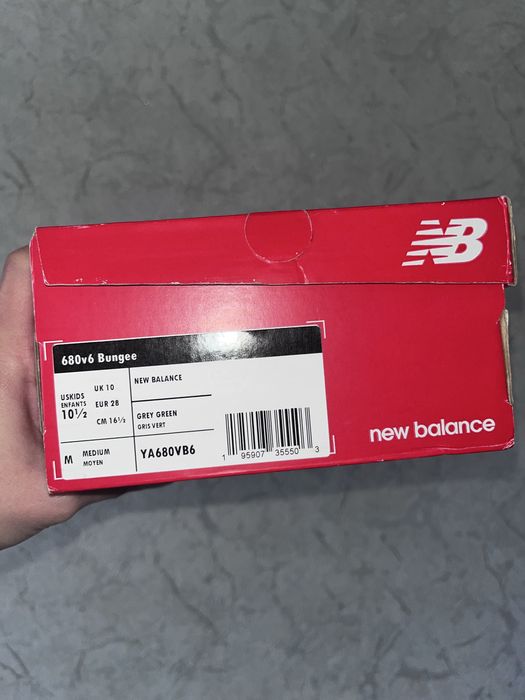 Кроссовки new balance 28 розмір