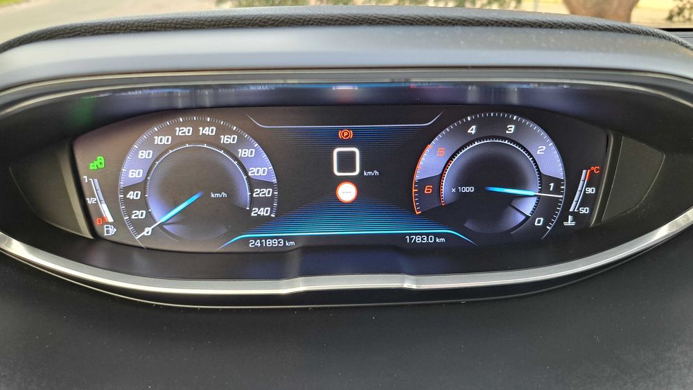 Peugeot 5008 Peugeot 5008 II 1.6 BlueHDi