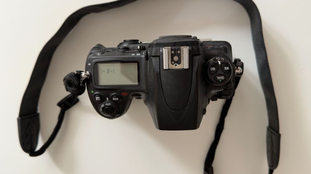 Nikon D700 pełna klatka