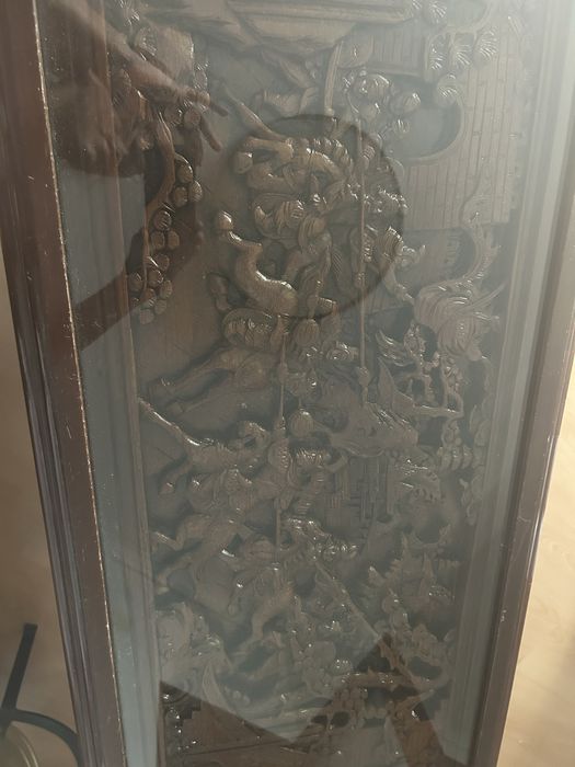 Arca antiga trabalhada