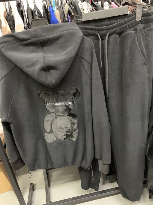 Костюм женский