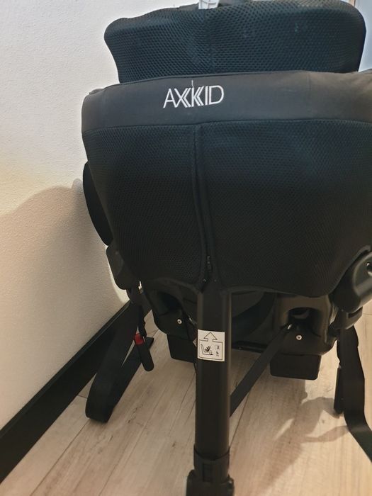 Fotelik Axkid Minikid 2.0 czarny + gratis lusterko