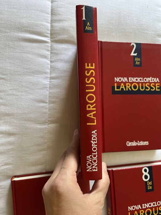 Coleção Completa – Nova Enciclopédia Larousse (22 volumes)