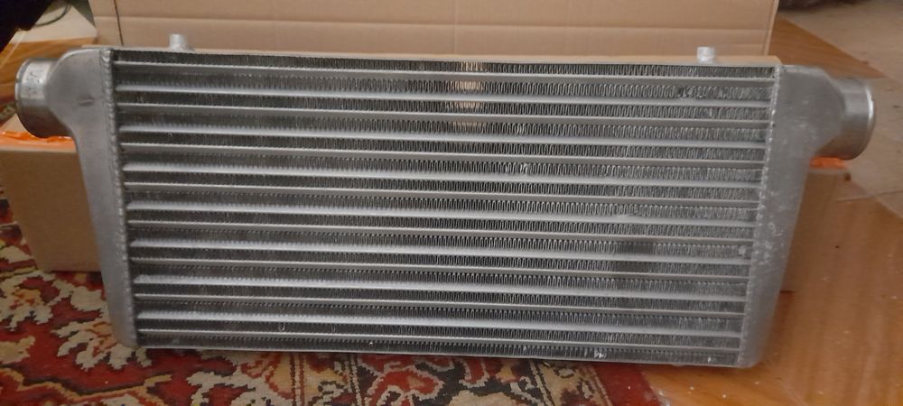 Intercooler XXL entrada e saida 76mm