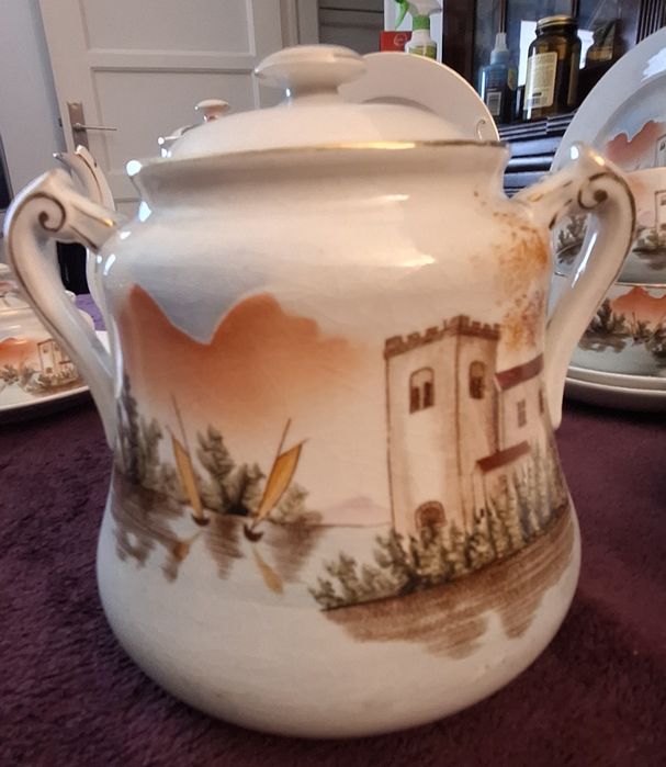 Serviço chá muito antigo inicio sec XX, 19 peças faiança Massarellos